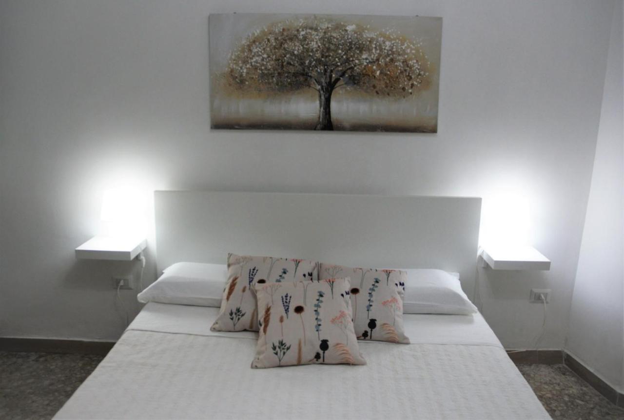 Enry'S House Apartment Бари Екстериор снимка