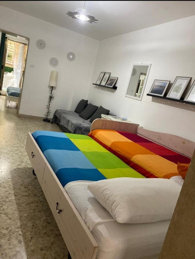 Enry'S House Apartment Бари Екстериор снимка