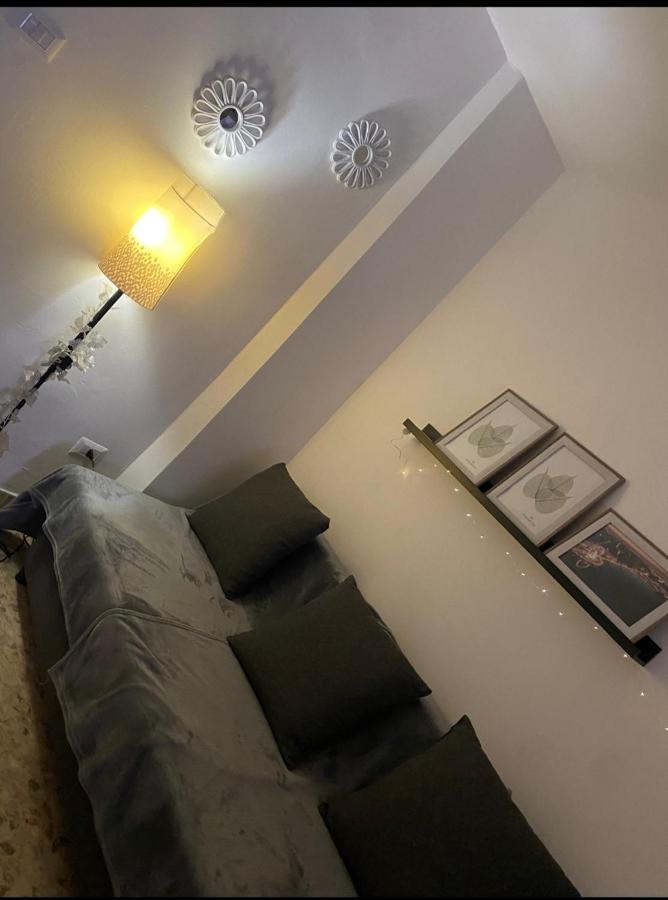 Enry'S House Apartment Бари Екстериор снимка